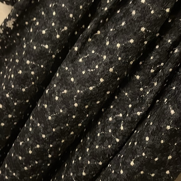 Black flower design Storia Dress - Picture 6 of 6